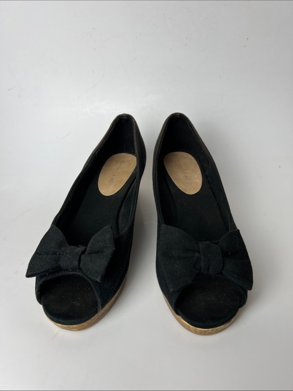American Eagle Black Bow Peep-Toe Wedge Flats Kids 3